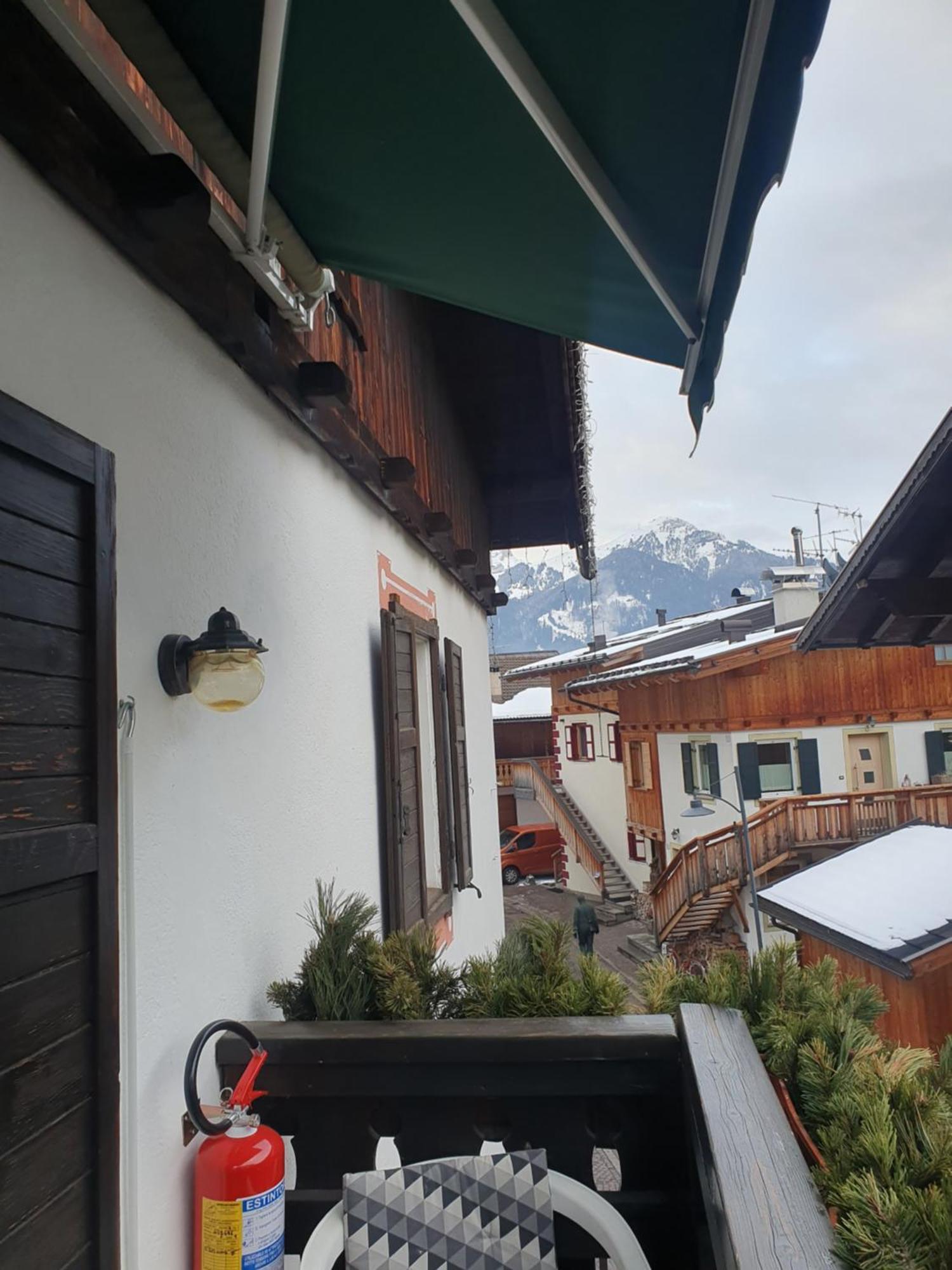 casa claudio-APPARTAMENTI IN CENTRO Campitello di Fassa Luaran gambar